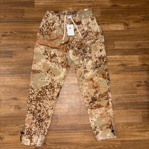Nike digital Camo cargo ripstop Jogger Pants. New. Small men’s